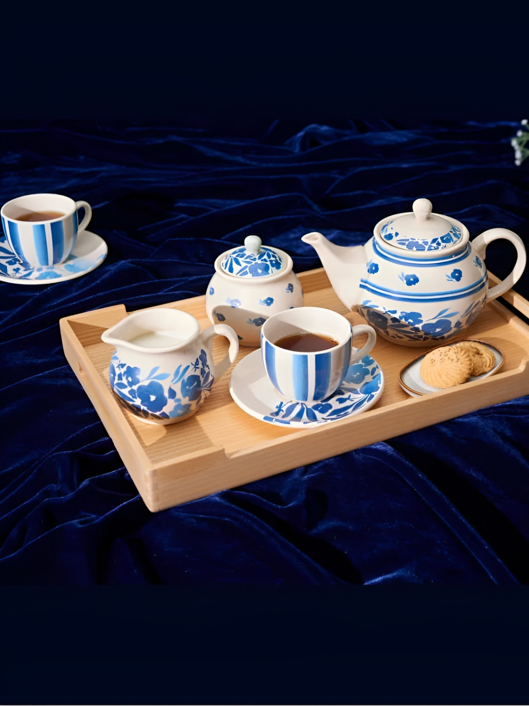 AMALAFIEE CERAMICS Cute But Leo Blue Floral Ceramic Microwave Safe 7 Piece Cups-1.2L