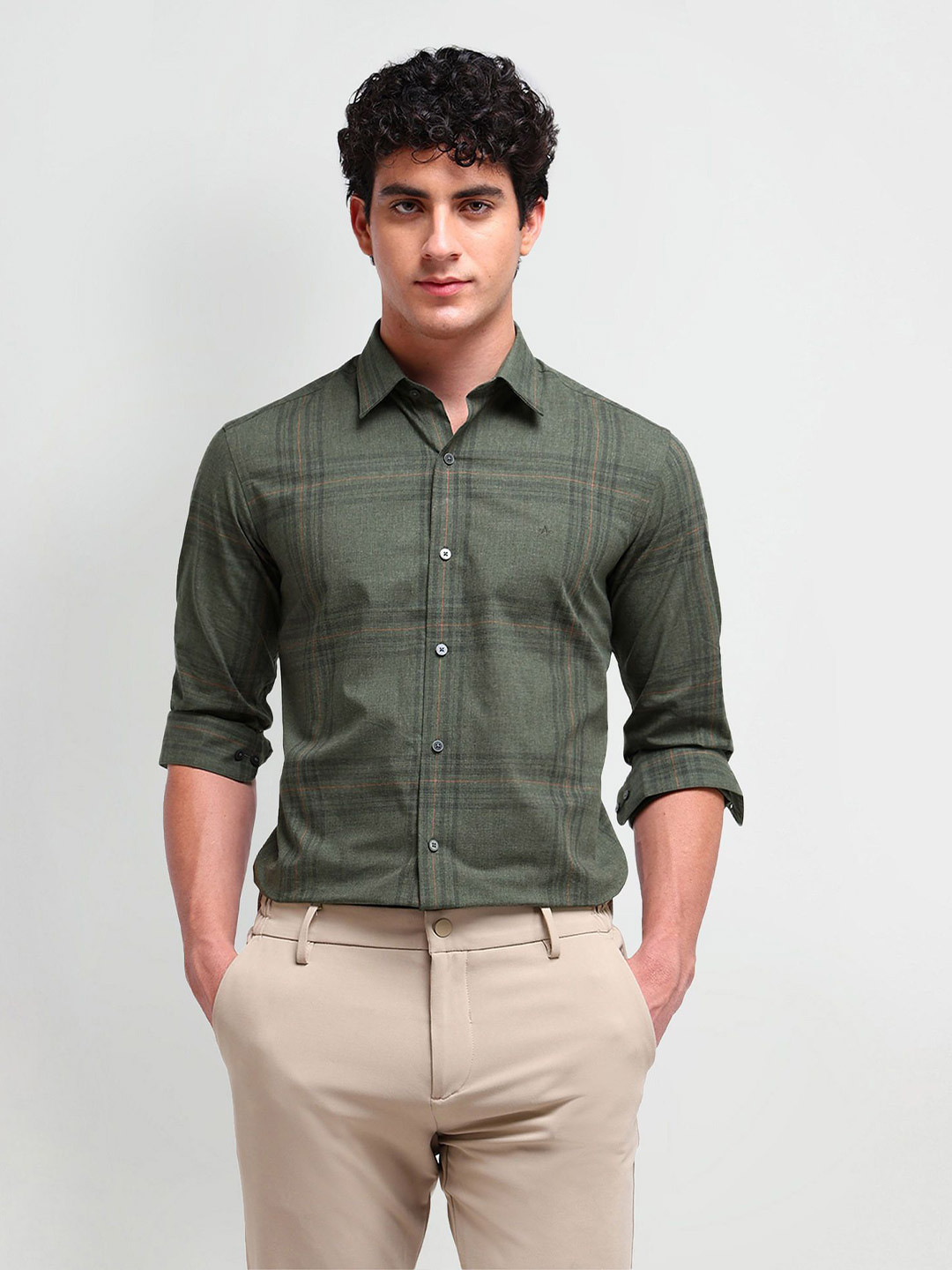 Arrow New York Men Comfort Spread Collar Buffalo Checked Cotton Slim Fit Formal Shirt