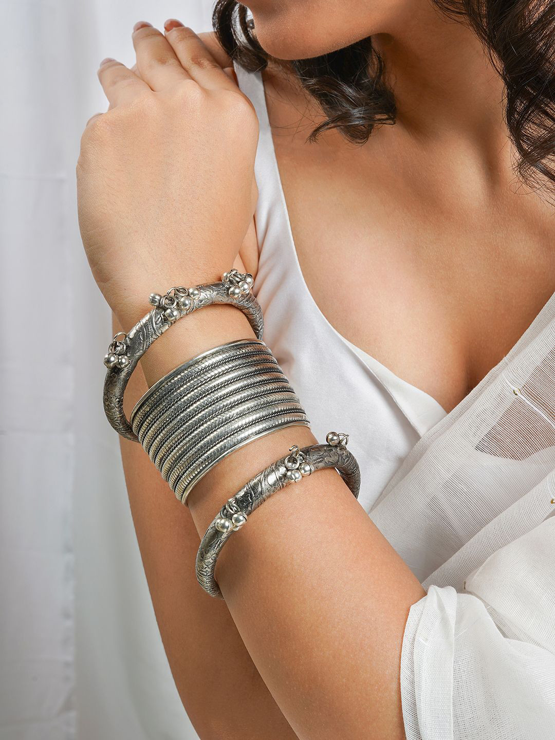 TEEJH Set Of 3 Vrushti Stacked Ghungroo-Charm Cuff Bracelets
