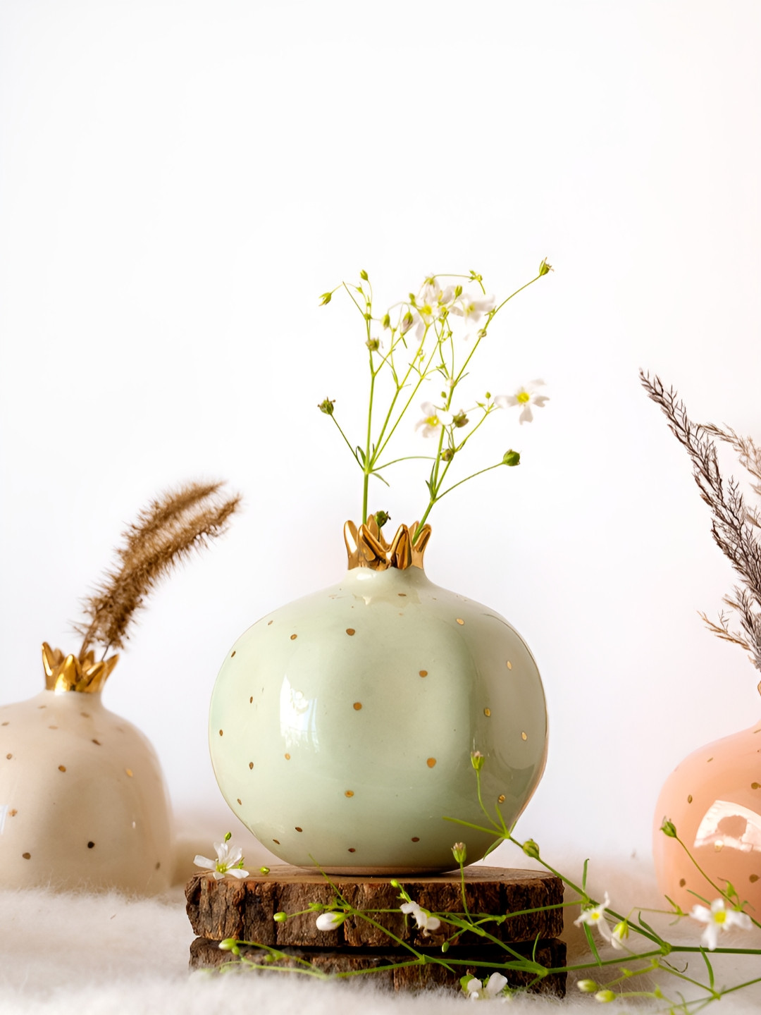 Glimpse Homes Pomegranate with Crown Green Ceramic Glossy Living Room Small Showpiece - 3.9 Inches