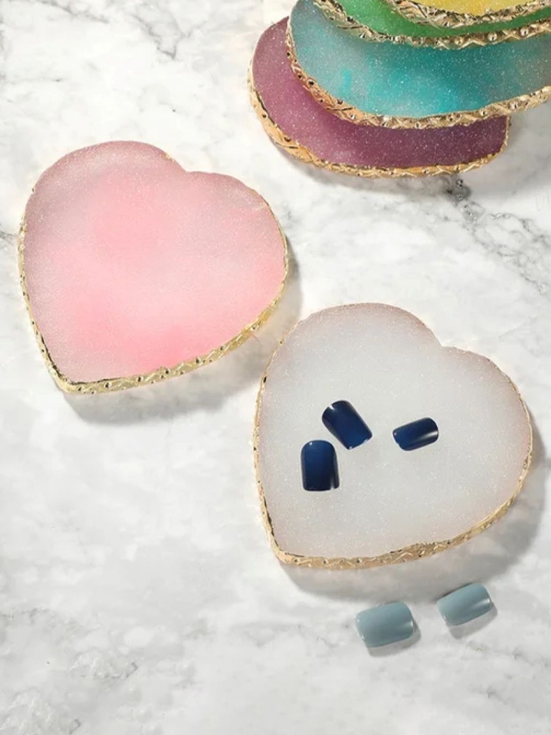 RANORE 2 Pcs Heart Shape Nail Art Mixing Palette