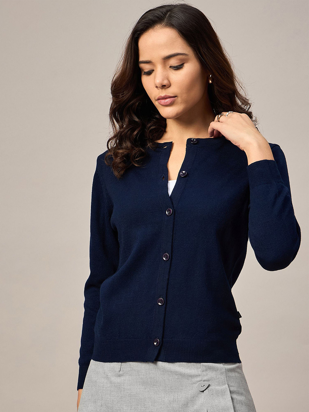 The Roadster Lifestyle Co Women Round-Neck Sweaters