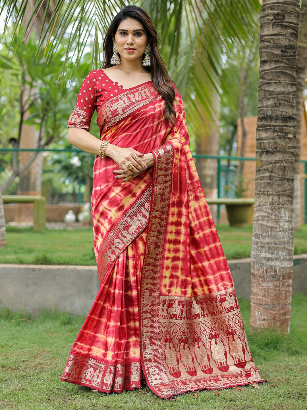 Anaita Ombre Zari Bandhani Saree