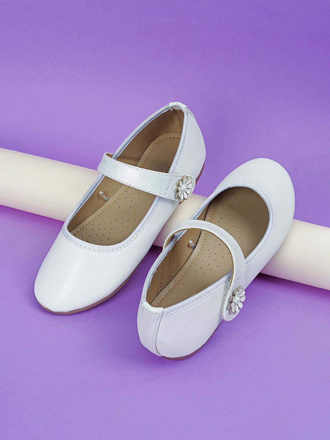 max Girls Mary Jane with Laser Cuts Flats