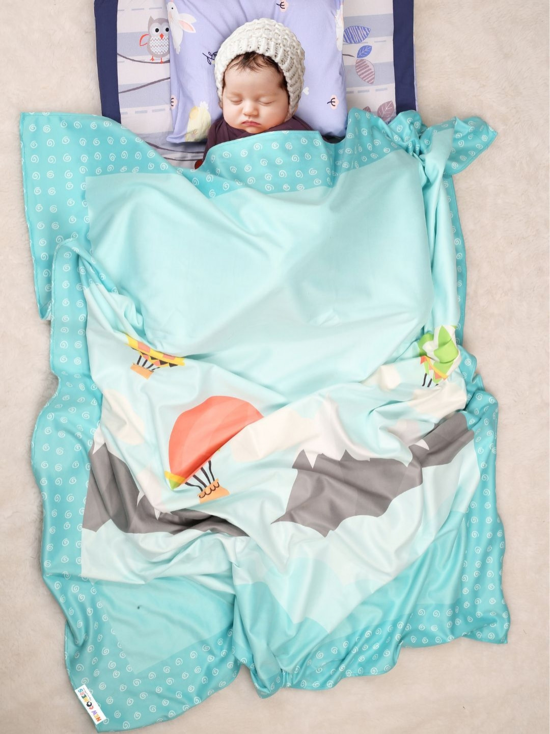 NEW COMERS Blue & White  Contemporary 210 GSM Single Baby Bed Blanket