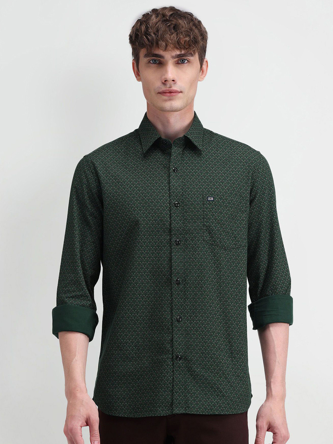 Arrow Sport Men Comfort Spread Collar Micro Ditsy Printed Cotton Slim Fit Casual Shirt
