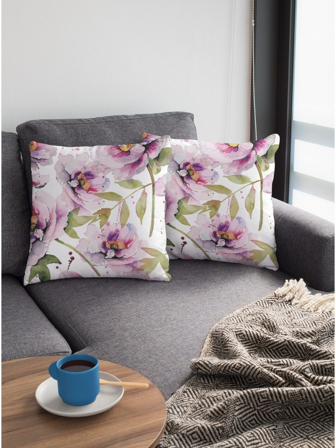 THEYAYACAFE White & Pink 2 Pieces Floral Velvet Square Cushion Covers