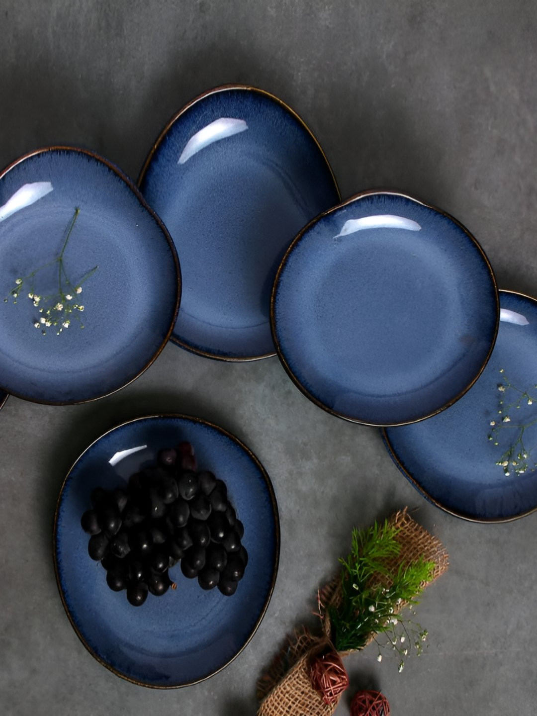 AMALAFIEE CERAMICS Blue & Black 6 Pieces Matte Ceramic Microwave Safe Plates