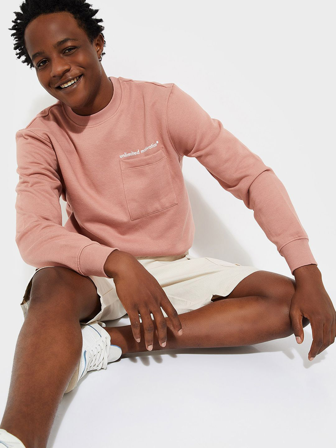 max URB_N Men Chest Pocket Sweatshirt