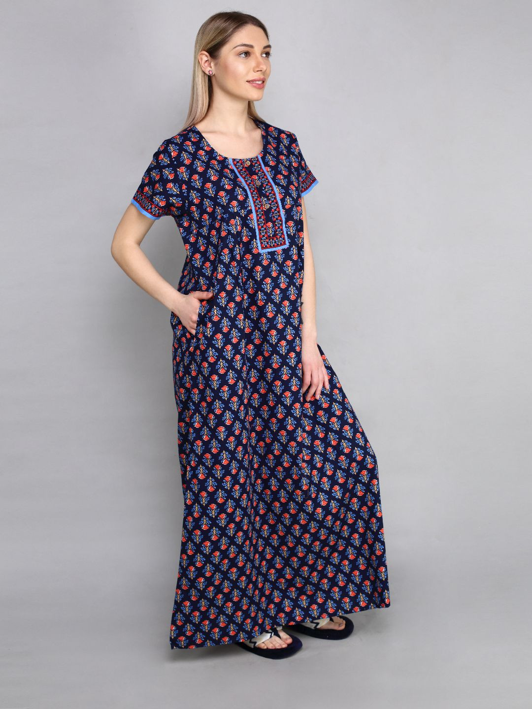 evolove Women Printed Pure Cotton Maxi Nightdress