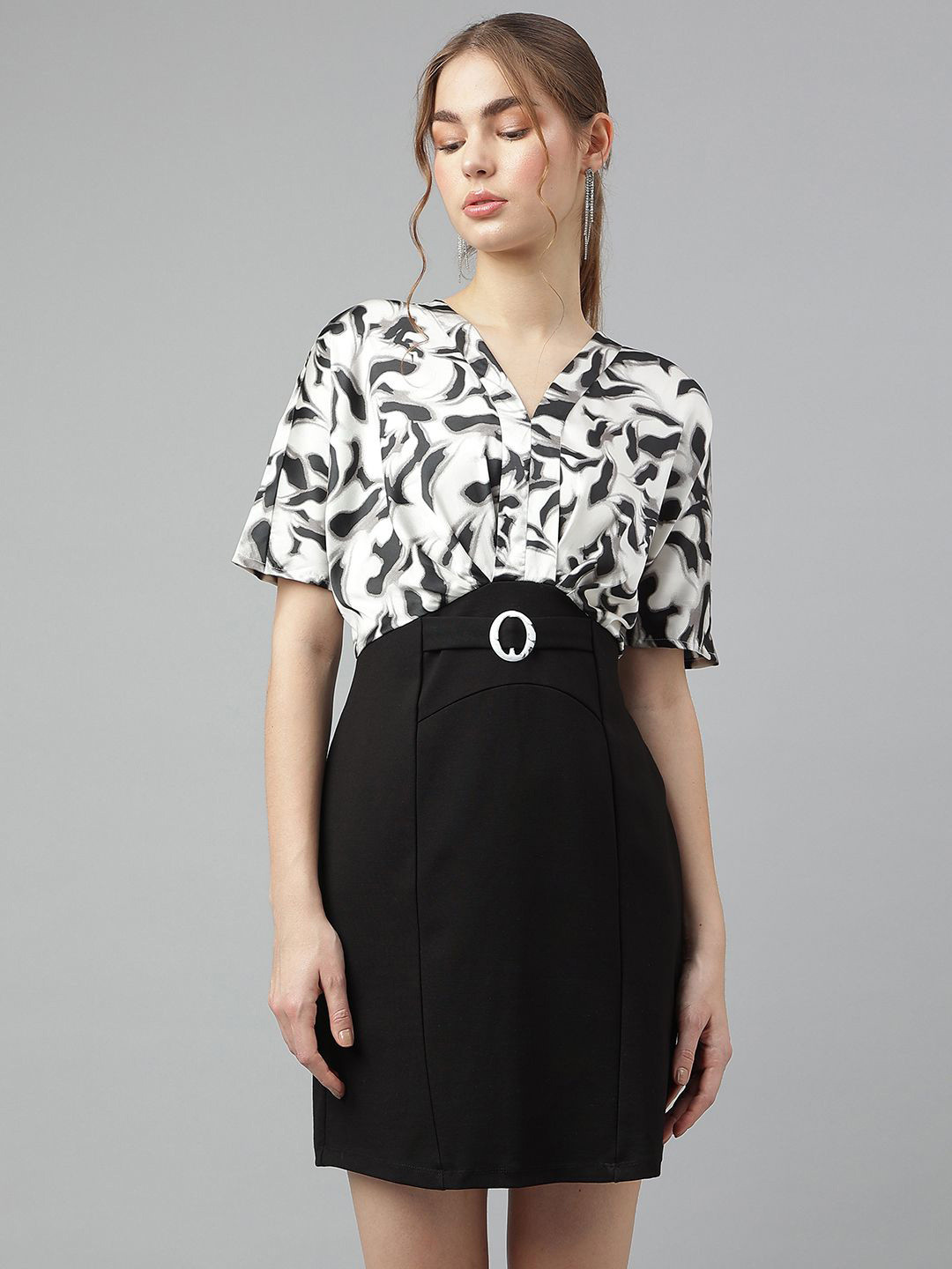 Latin Quarters Print Bodycon Mini Dress