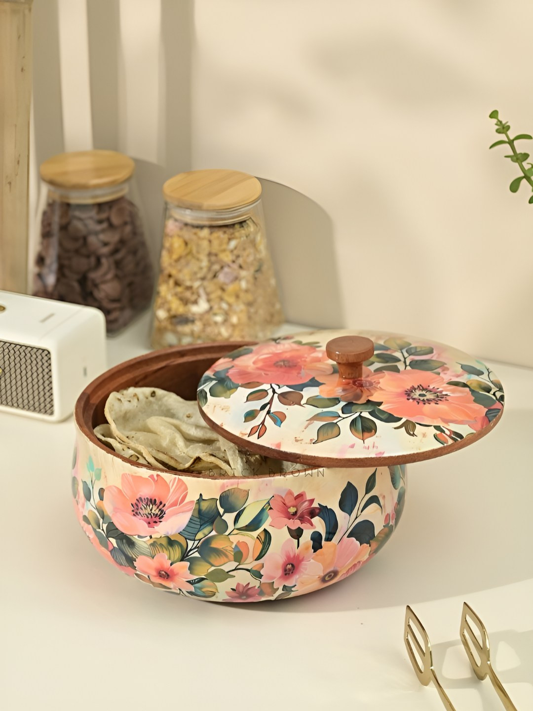 BRICK BROWN Pastel Flora Brown & Pink Printed Wooden Cook and Serve Casserole