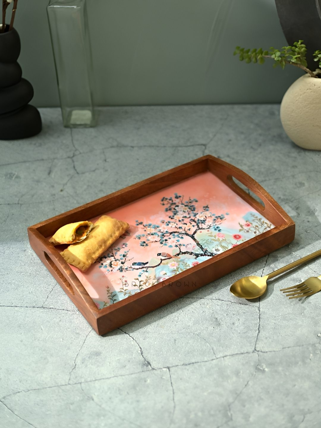 BRICK BROWN Brown Printed Wooden Safe Pack Serving Tray