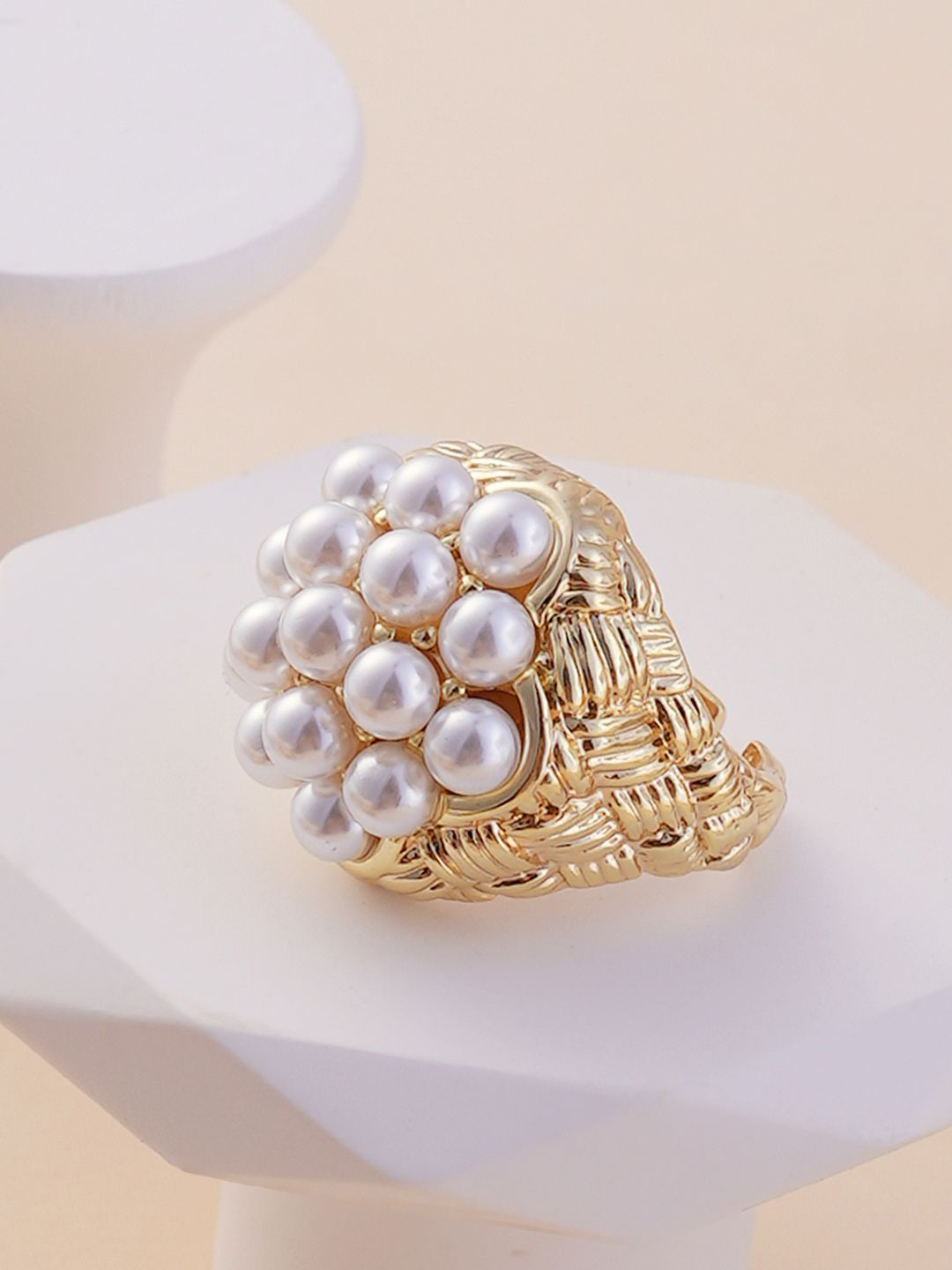 SOHI The Elizabethan Gold-Plated Pearls Beaded Adjustable Statement Finger Ring