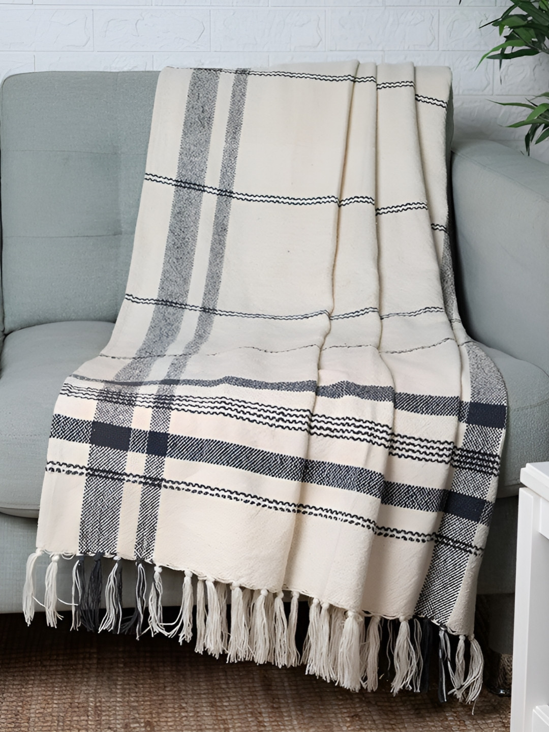 BELLA TRUE Black & White Striped  Cotton Throw Blanket