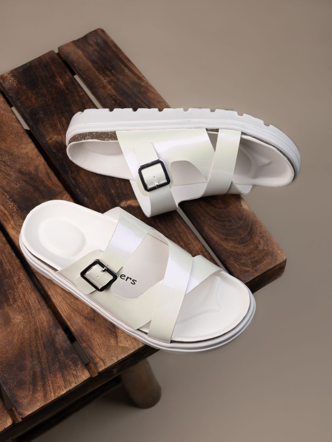 BRISKERS Women Light weighted Cork Open Toe Flats