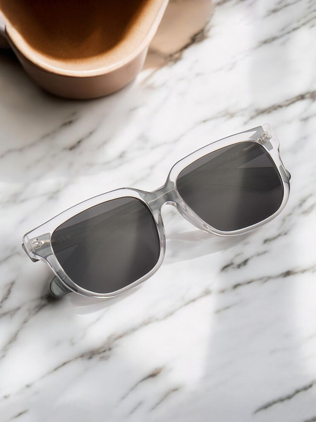 Ted Smith Unisex Rectangle 100% Acetate Sunglasses with Polarised and UV Protected Lens