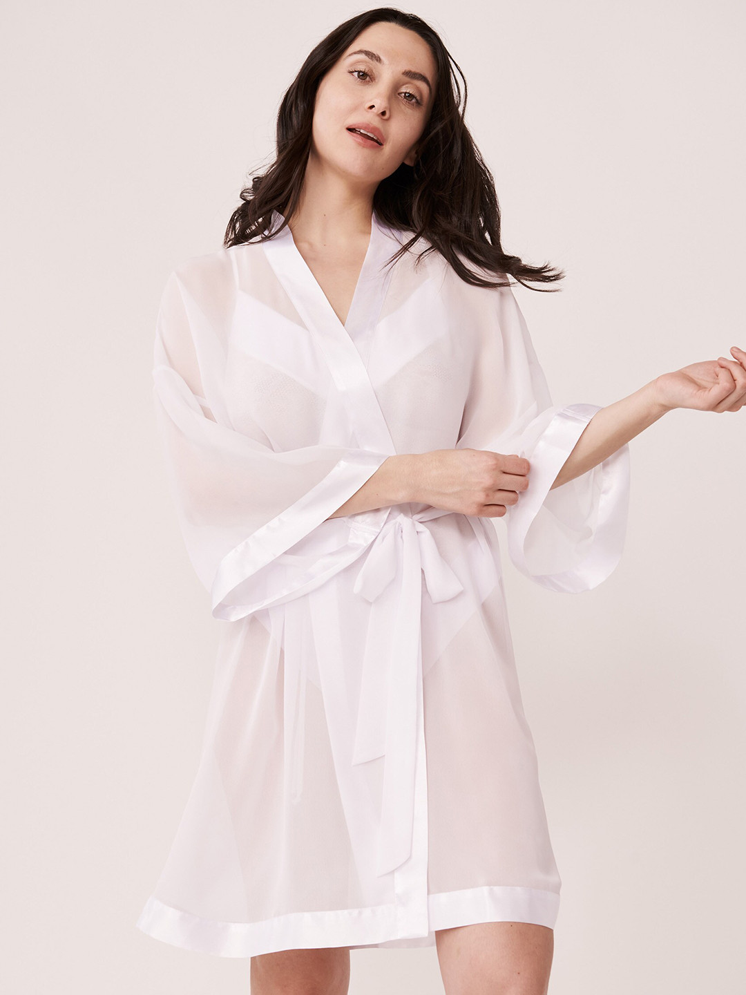 La Vie en Rose Women White Solid Bath Robe