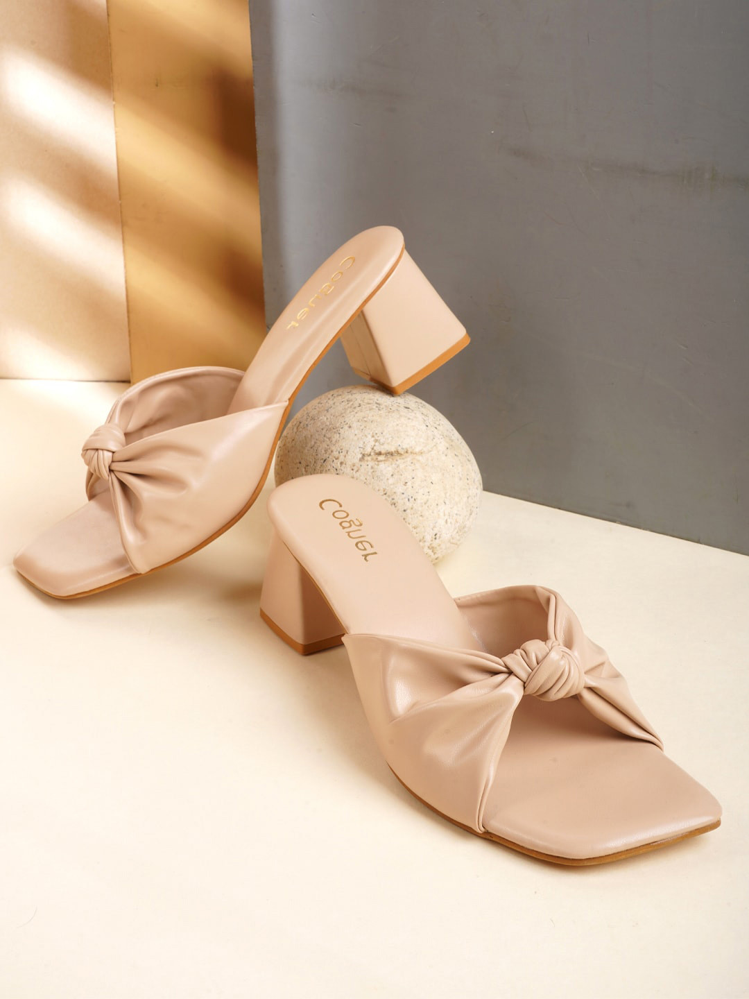 Cogner Cream-Coloured Block Sandals with Bows