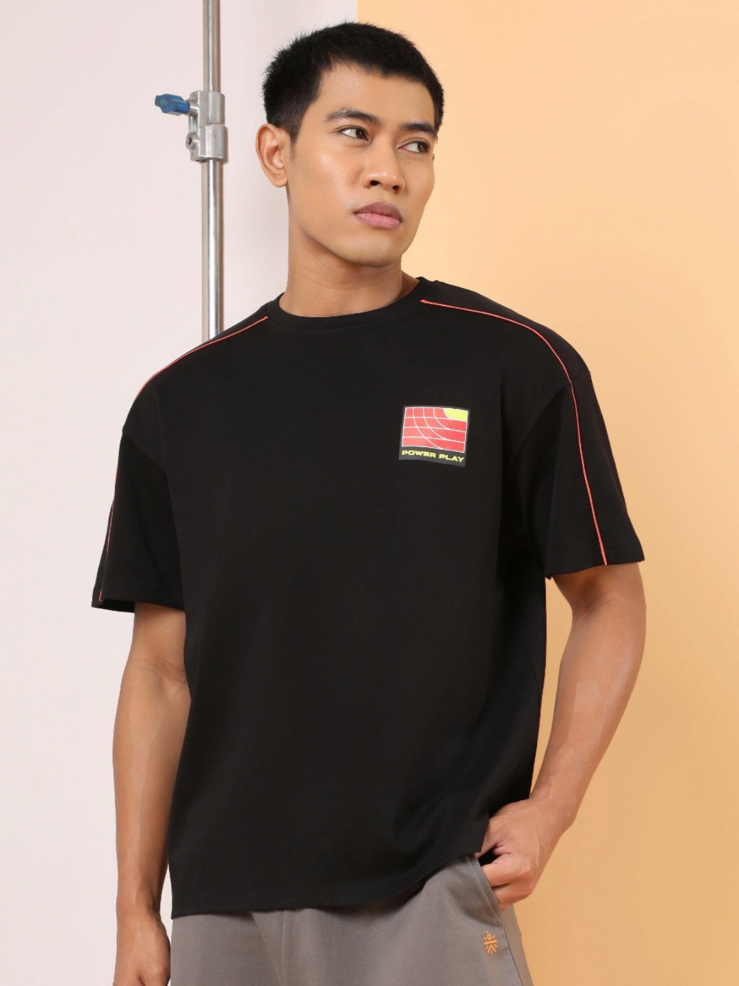 CULT Men Black Power Play Relaxed fit T-shirt