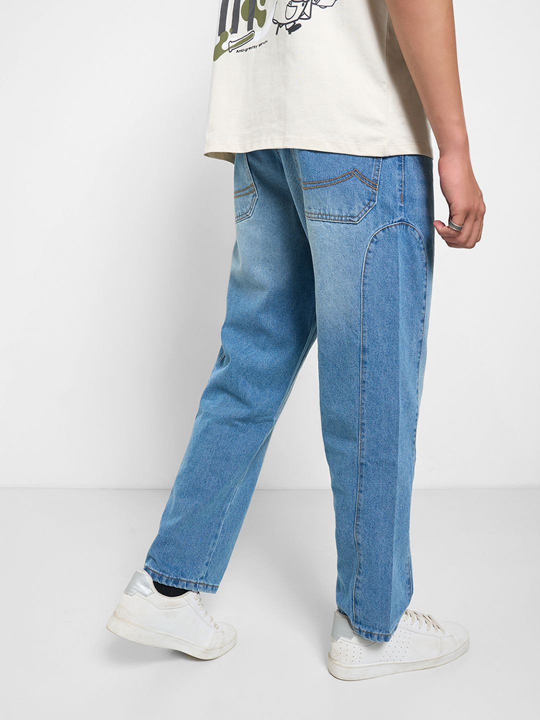 SF JEANS by Pantaloons Men Cotton Relaxed Fit Jeans