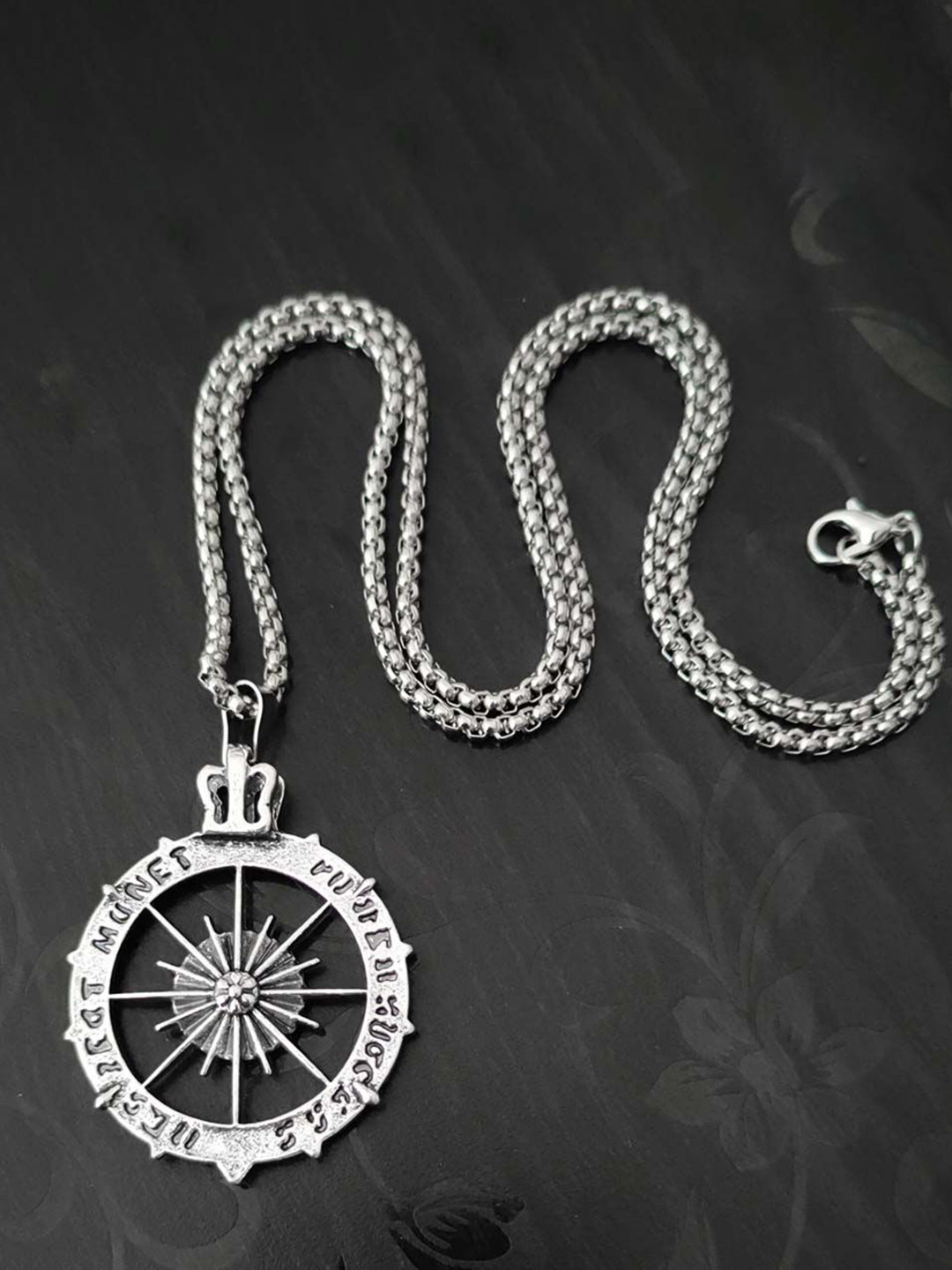 M Men Style Silver-Plated Biker Sun God Hallow Disk Compass Pendant With Chain