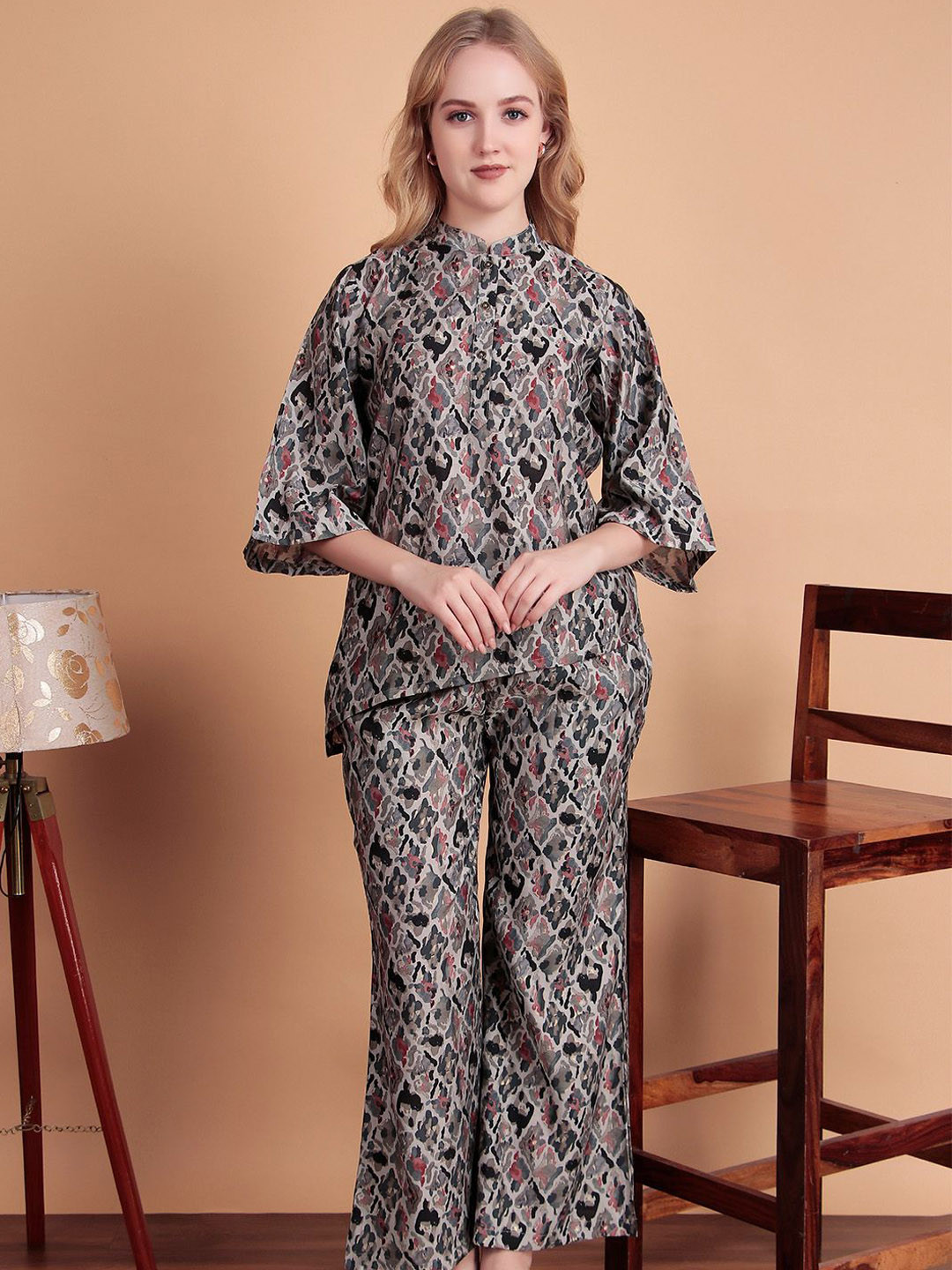 DARVI Midnight Mosaic Printed Mandarin Collar Top With Palazzo