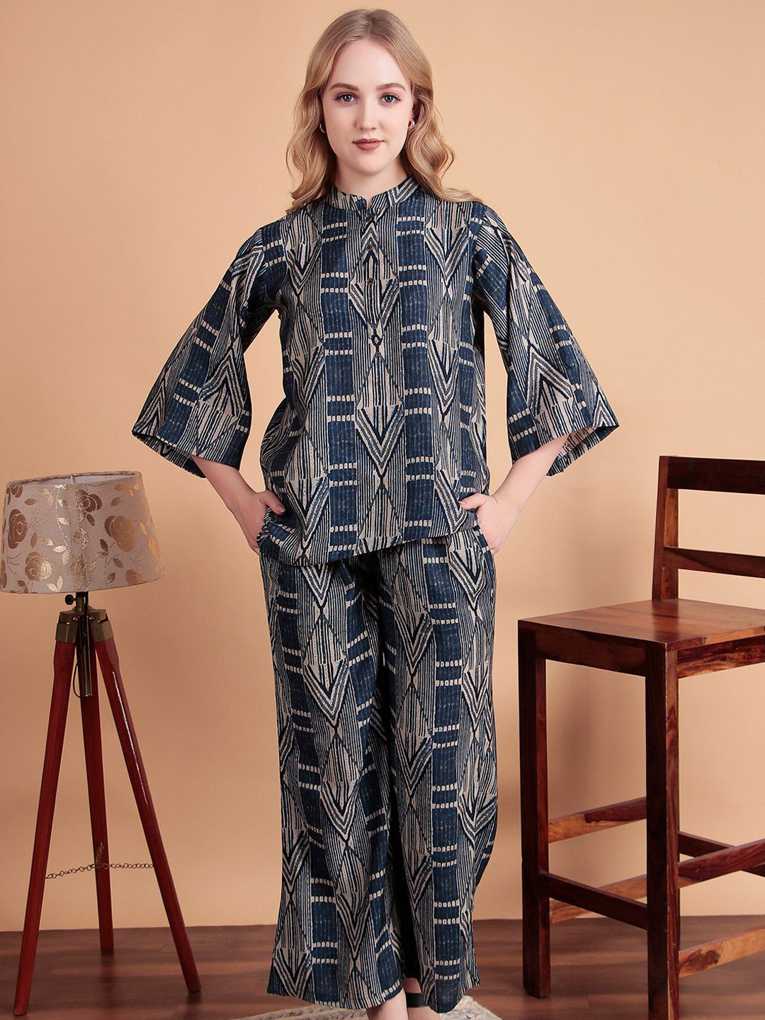 DARVI Swarna Weave Printed Mandarin Collar Top With Palazzo