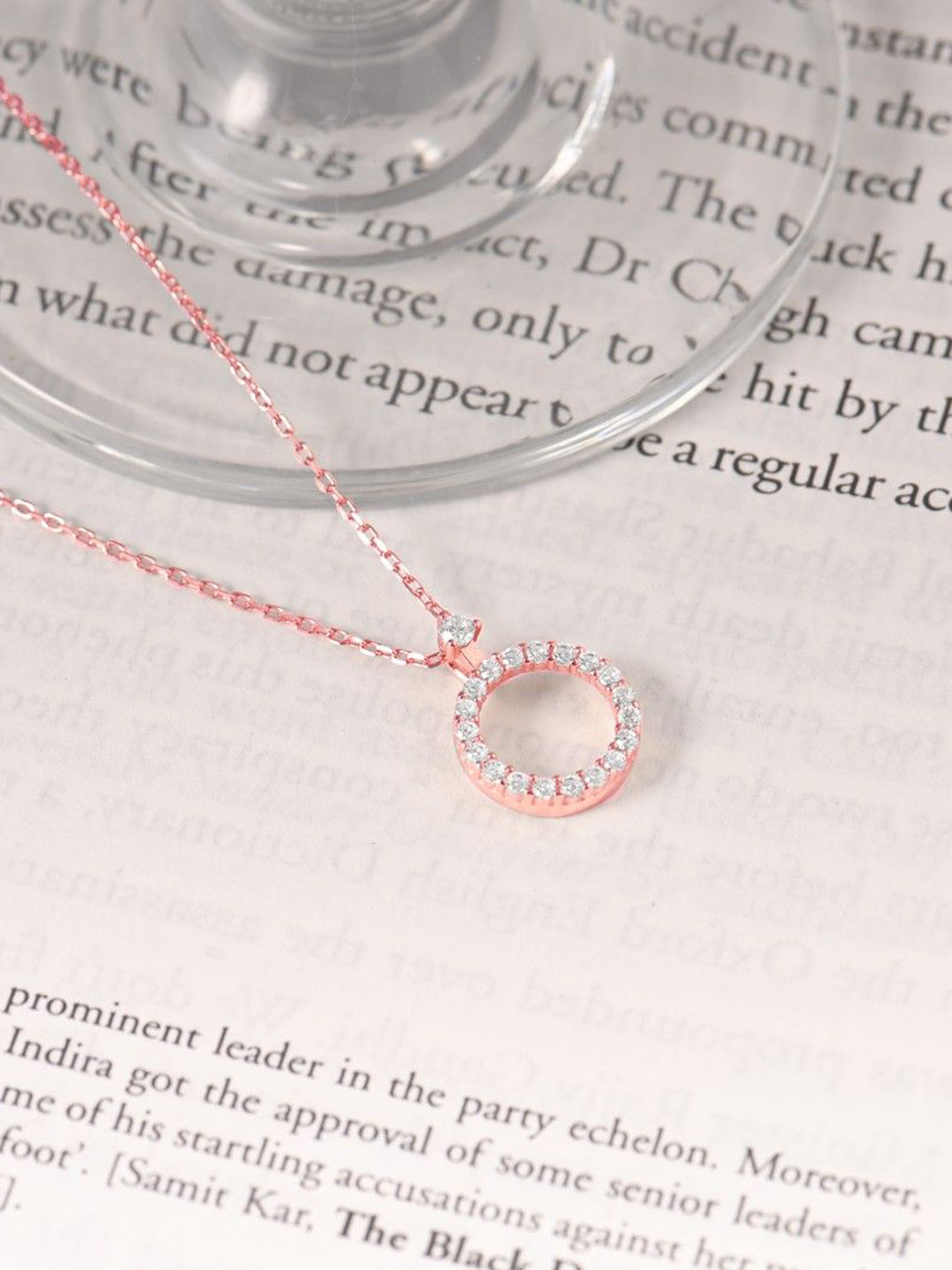 RACHIVA 925 Sterling Silver Timeless Halo Rose Gold Pendant with Link Chain