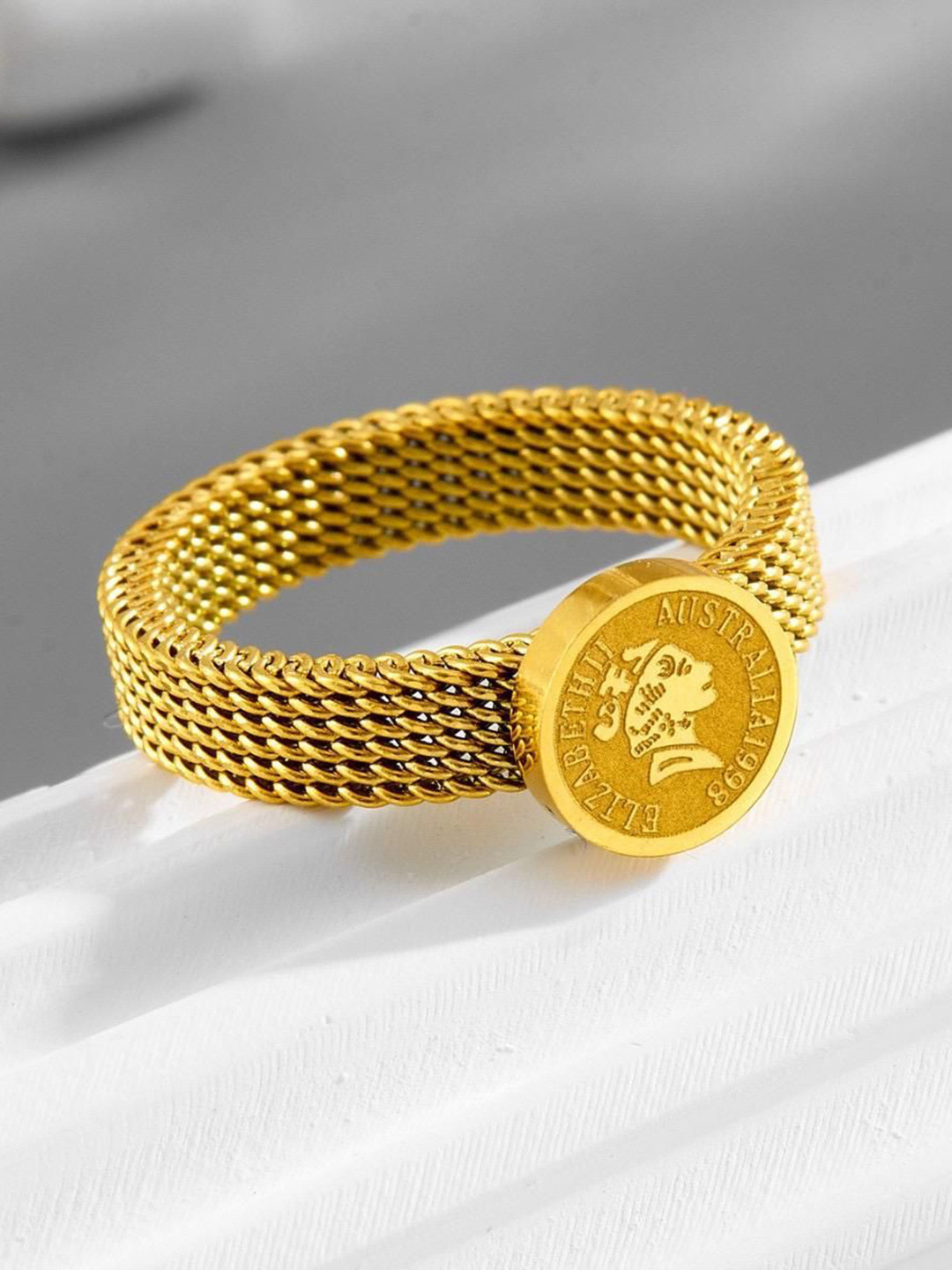 MYKI Magnificent Stainless Steel Gold-Plated Finger Ring