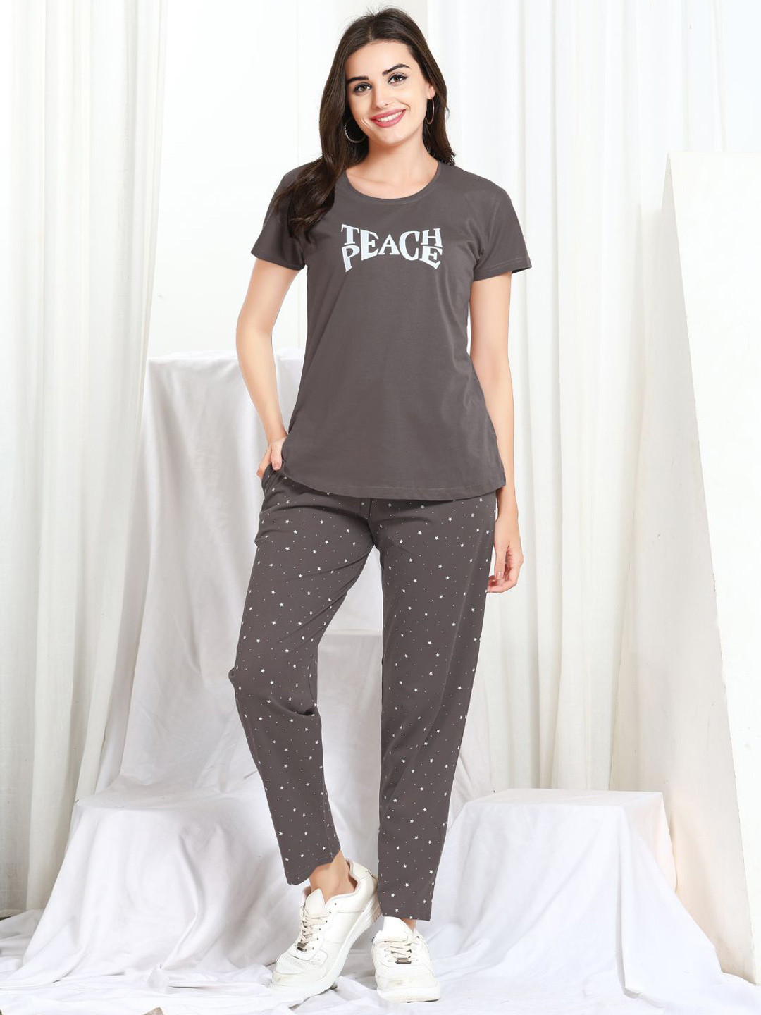 Arela Printed Round Neck T-Shirt & Trousers Co-Ord Set