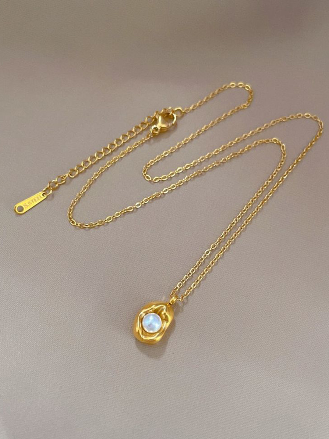 MYKI Stainless Steel Gold-Plated Pearls Quirky Pendant With Chain