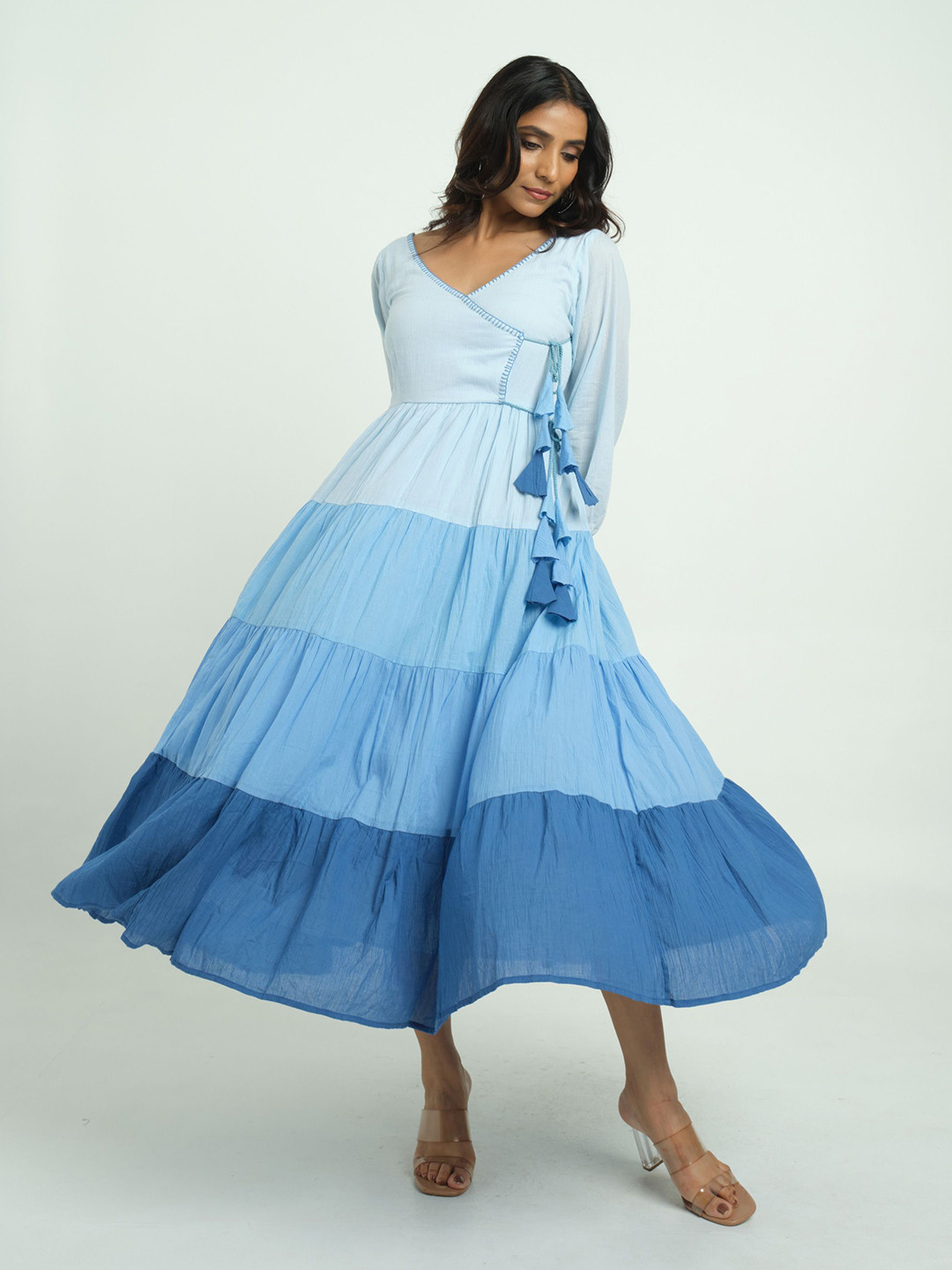 CYAN Women Colourblocked V-Neck Midi Fit & Flare Dress