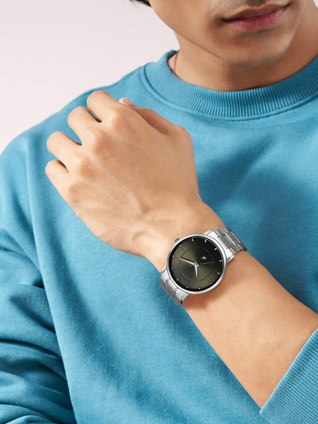 Fastrack Men Stunners X Special Edition Bracelet Style Straps Analogue Watch 38163SM02