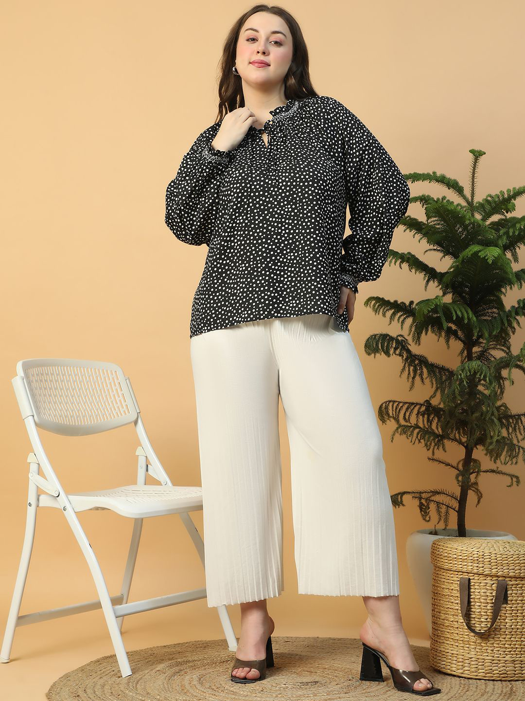 Oxolloxo Plus Size Dot Print Round Neck With Tie-Up String Long Sleeve Smocking Detail Top