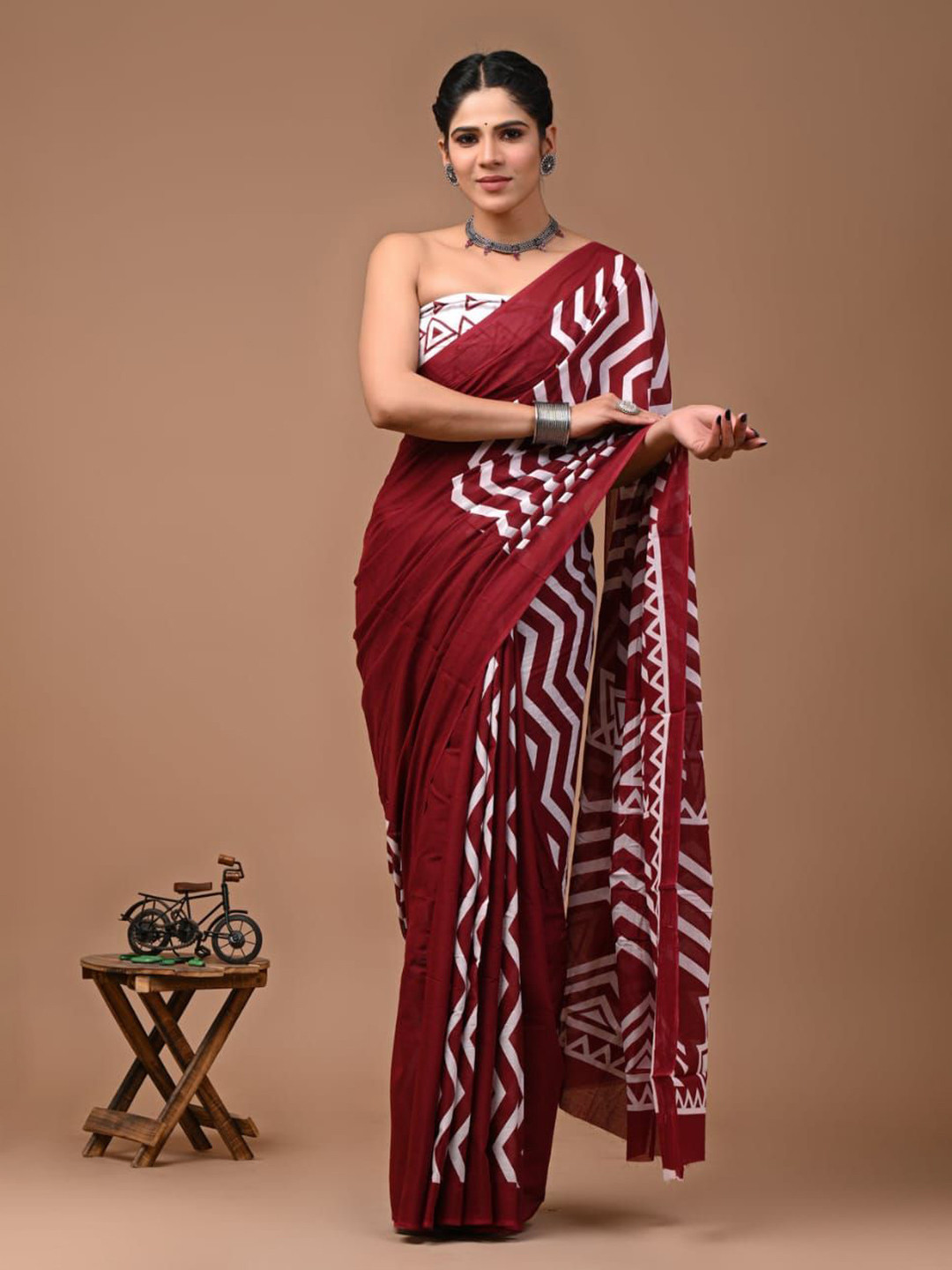 PALLO LATKE Pure Cotton Block Print Saree With Blouse Piece