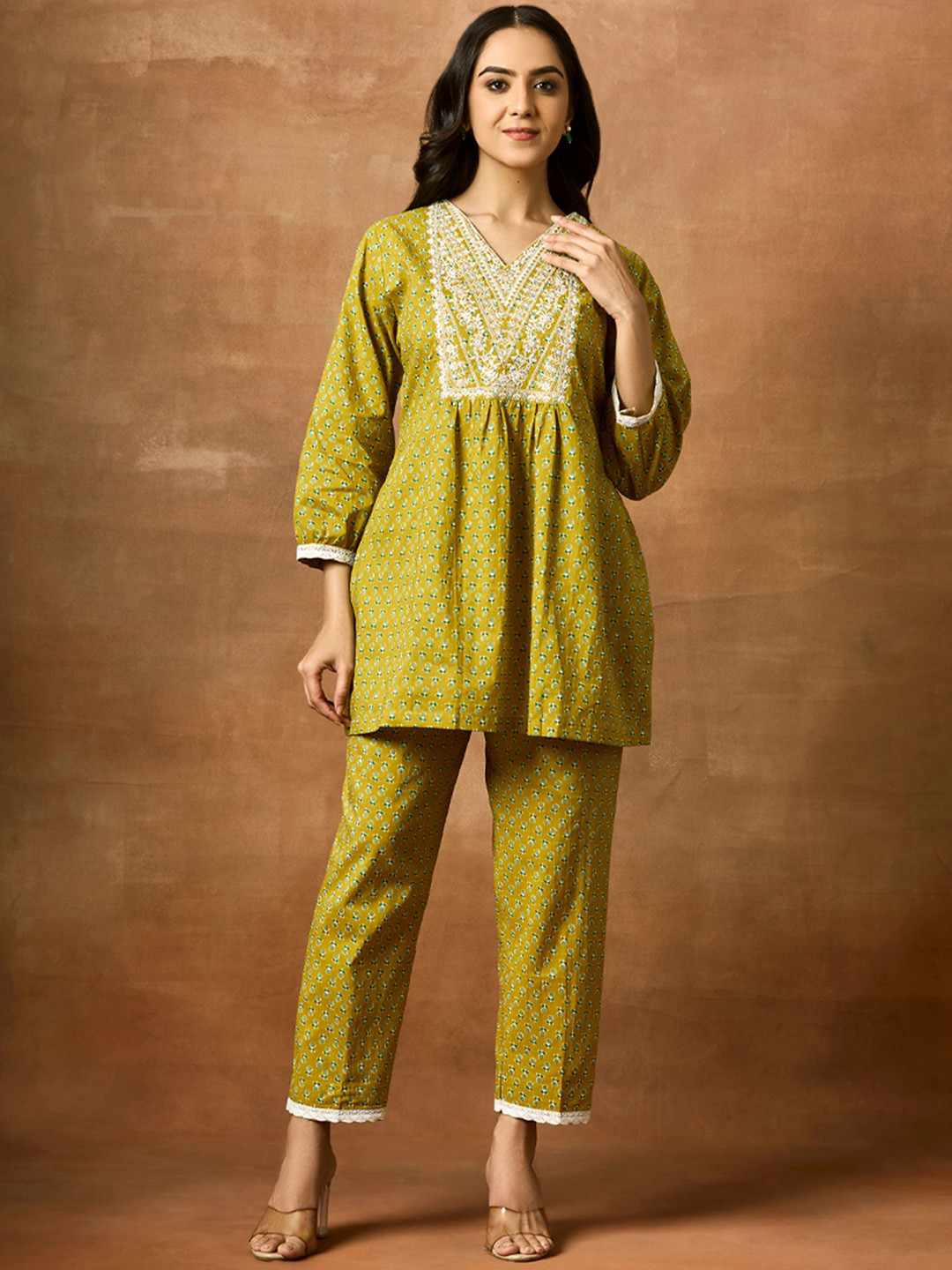 WOMEN PLUS Embroidered Pure Cotton Co-Ord Set