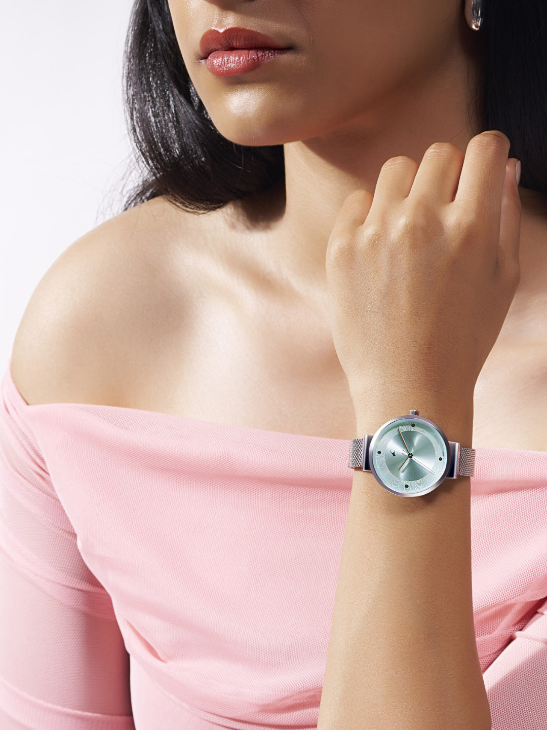 Fastrack Women Dial & Stainless Steel Bracelet Style Straps Analogue Watch 68045SM02