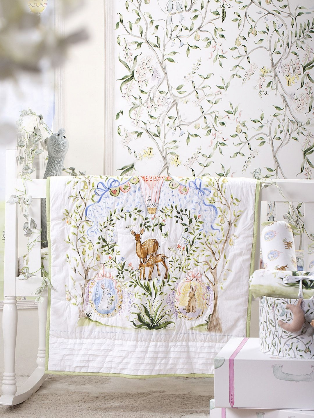 THE BABY TRUNK White Enchanted Deer Egyptian Cotton AC Room 450 GSM Single Bed Quilt