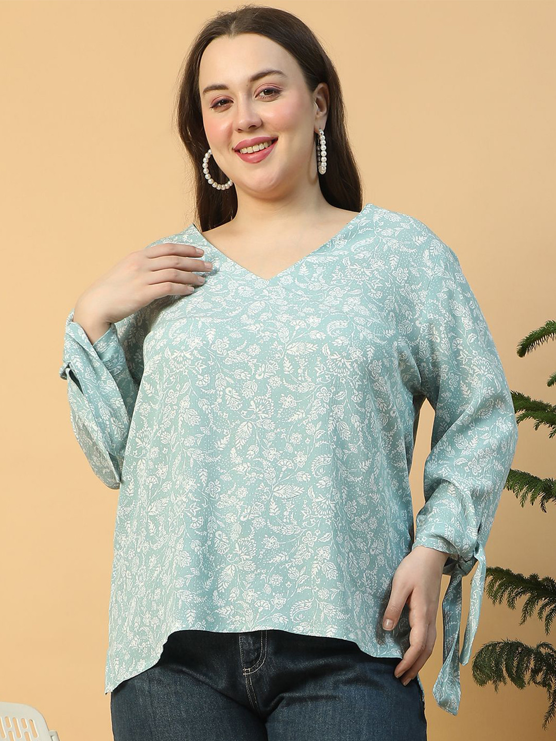 Oxolloxo Plus Size Floral Print V-Neck Long Sleeve With Tie-up Detail Top