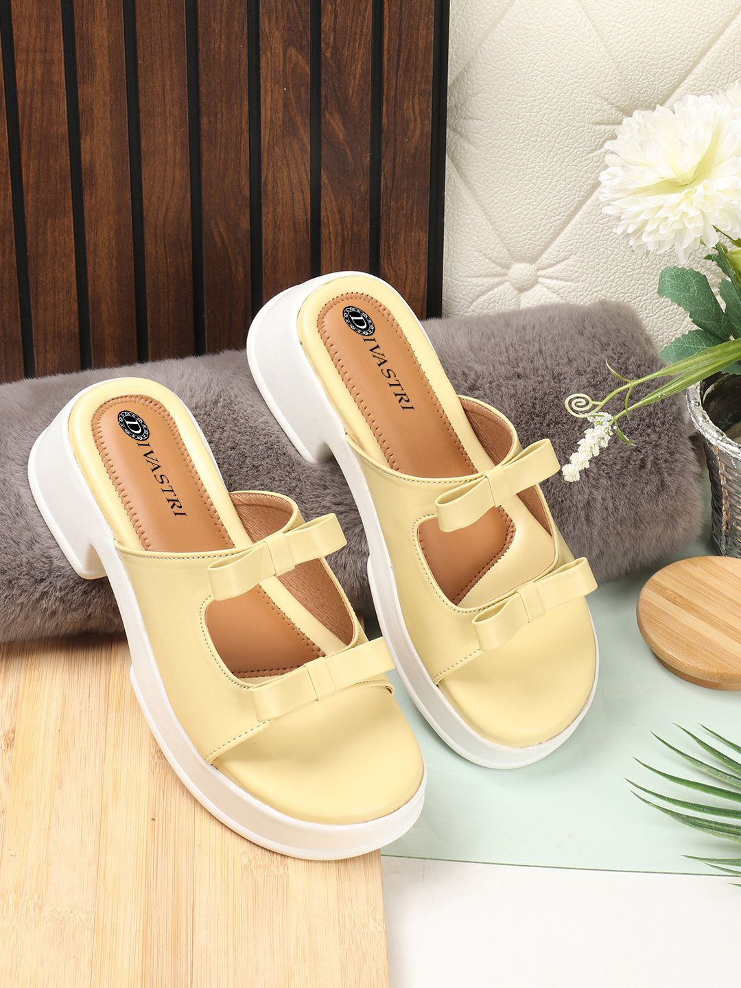 DIVASTRI Women Comfortable Block Heel Platform Sandals