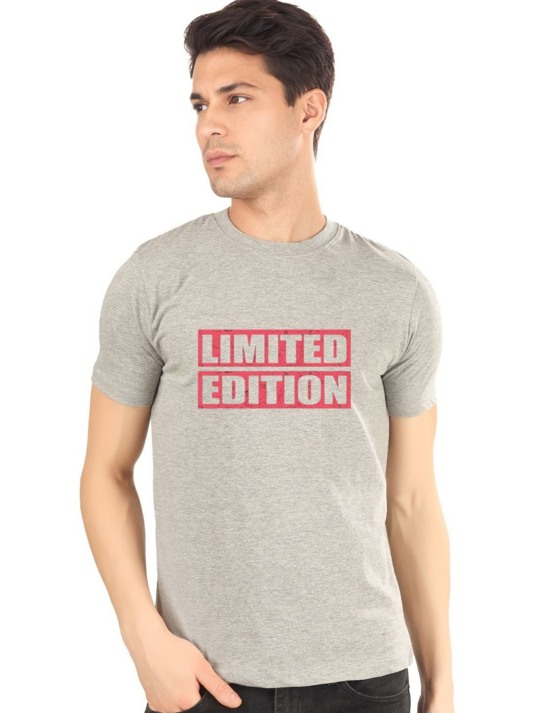 PULP Men Printed Applique T-shirt