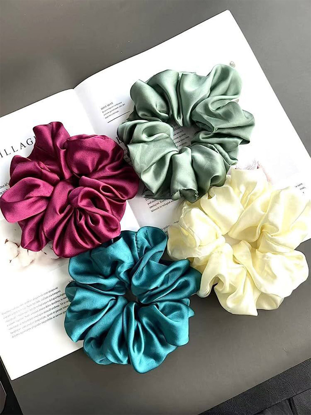 SZN Women Pack Of  4 Ponytail Holders
