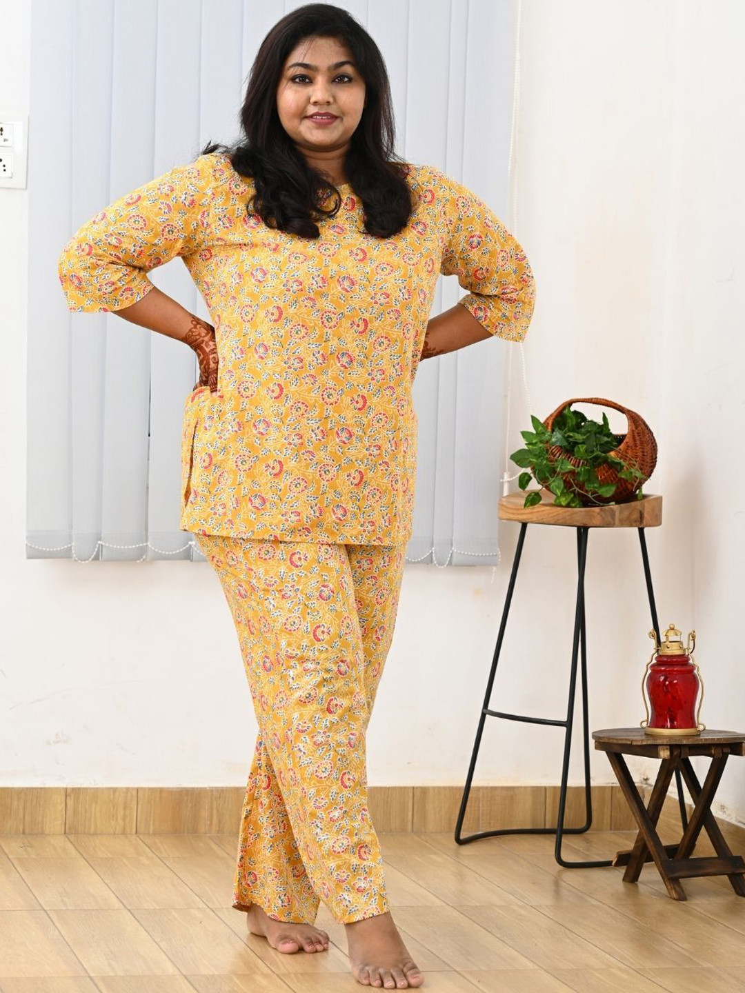30 Looks Plus Size Women Floral Printed Night suit