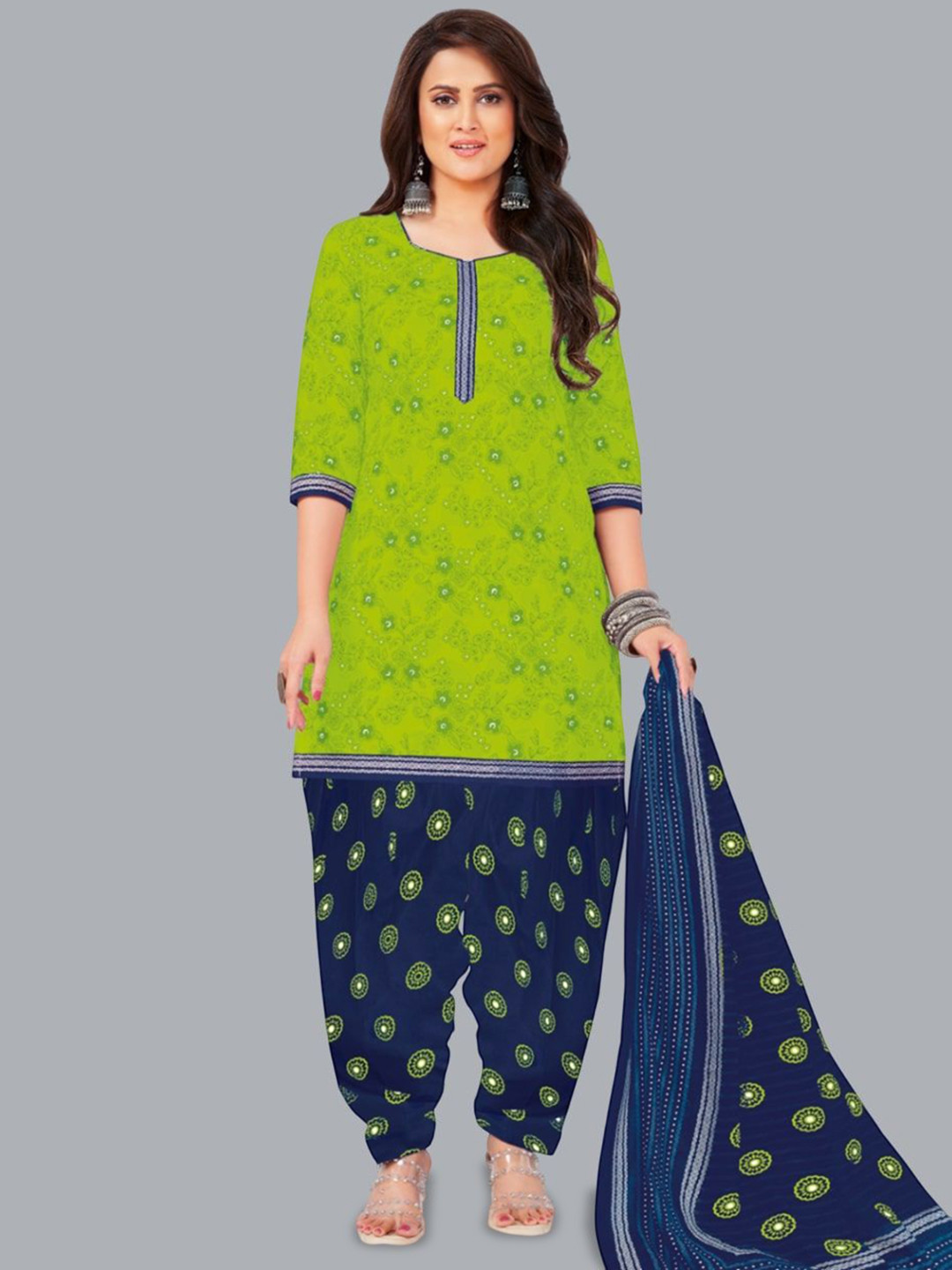 Simmu Women Printed Regular Pure Cotton Kurta with Patiala & With Dupatta