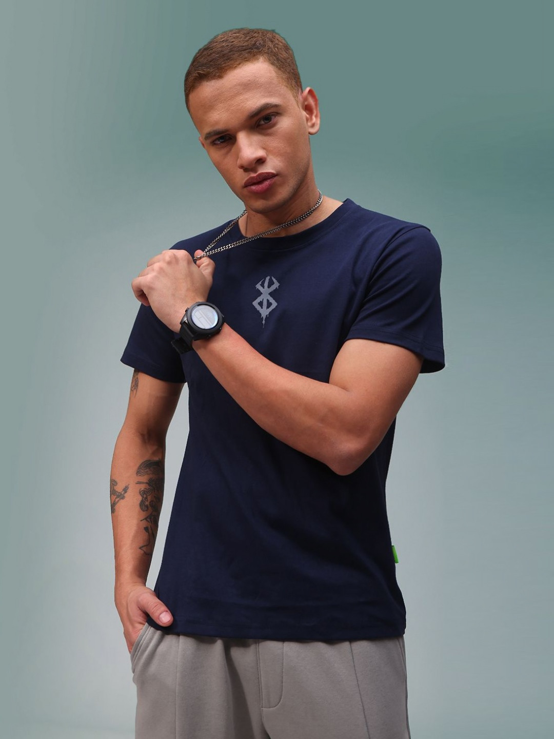 MADSTO Men Solid Round Neck Cotton T-shirt