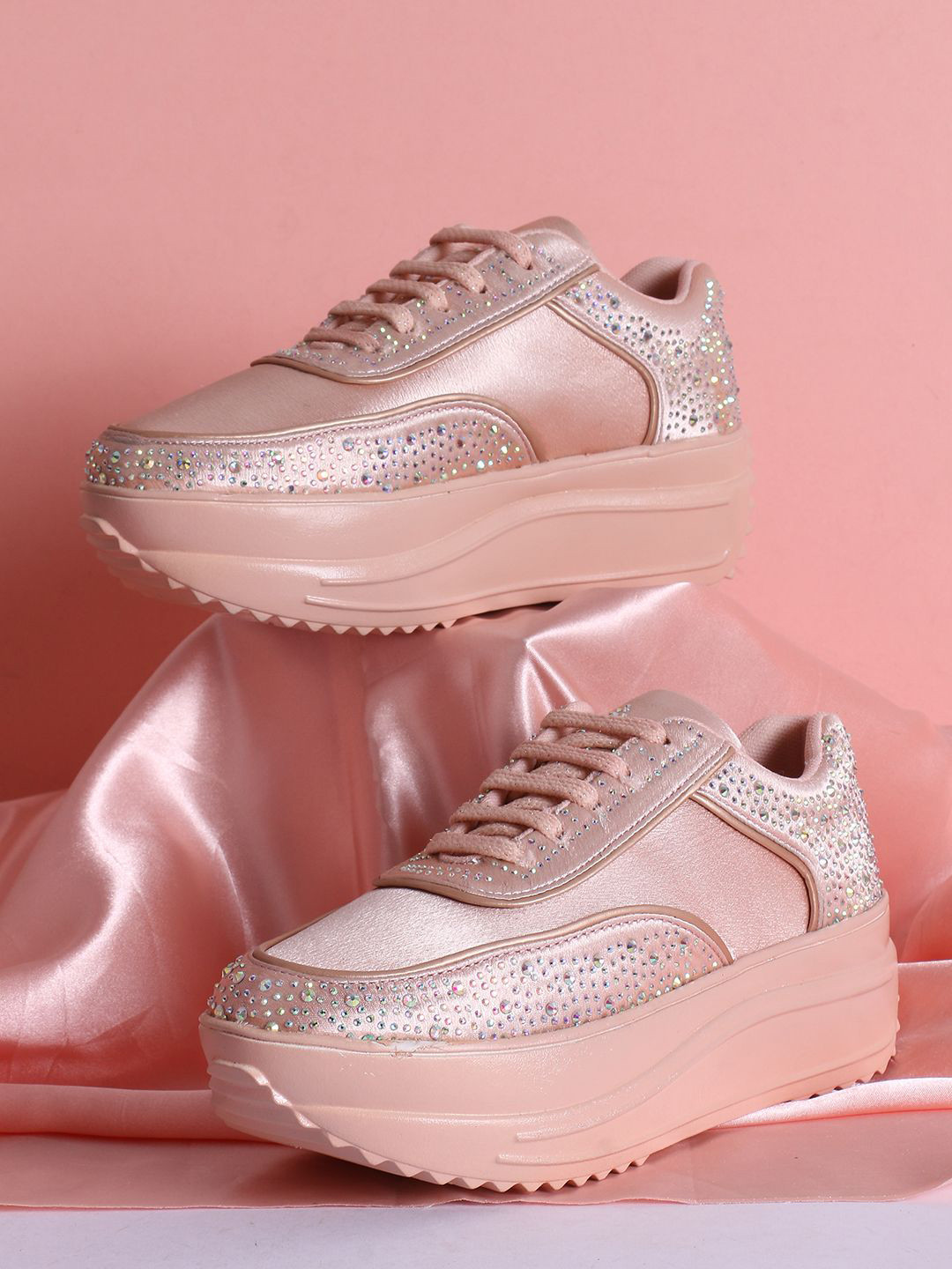 VENDOZ Women Sneakers