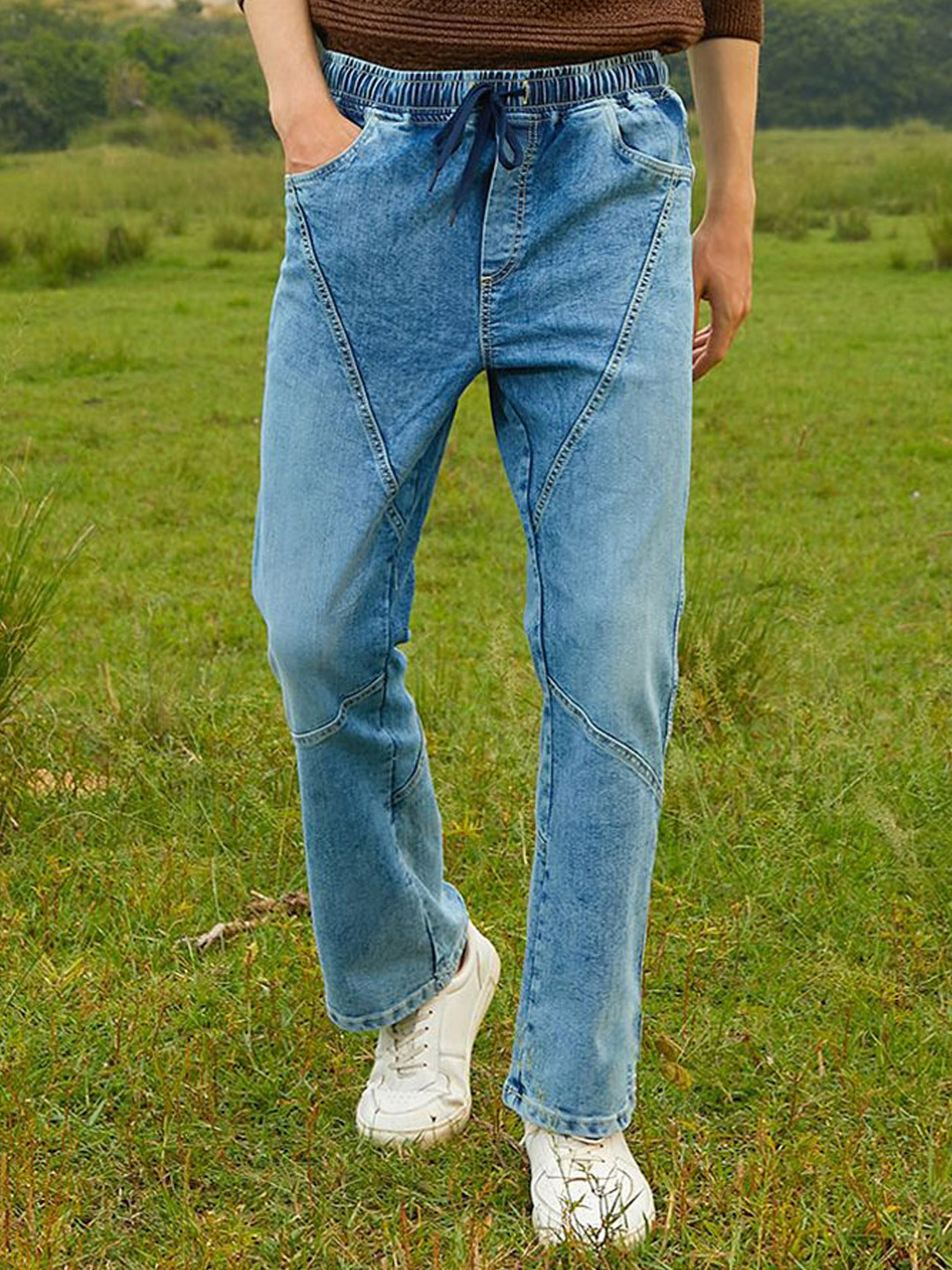 CAHOOT Men Comfort Regular Fit Mid-Rise Heavy Fade Stretchable Jeans
