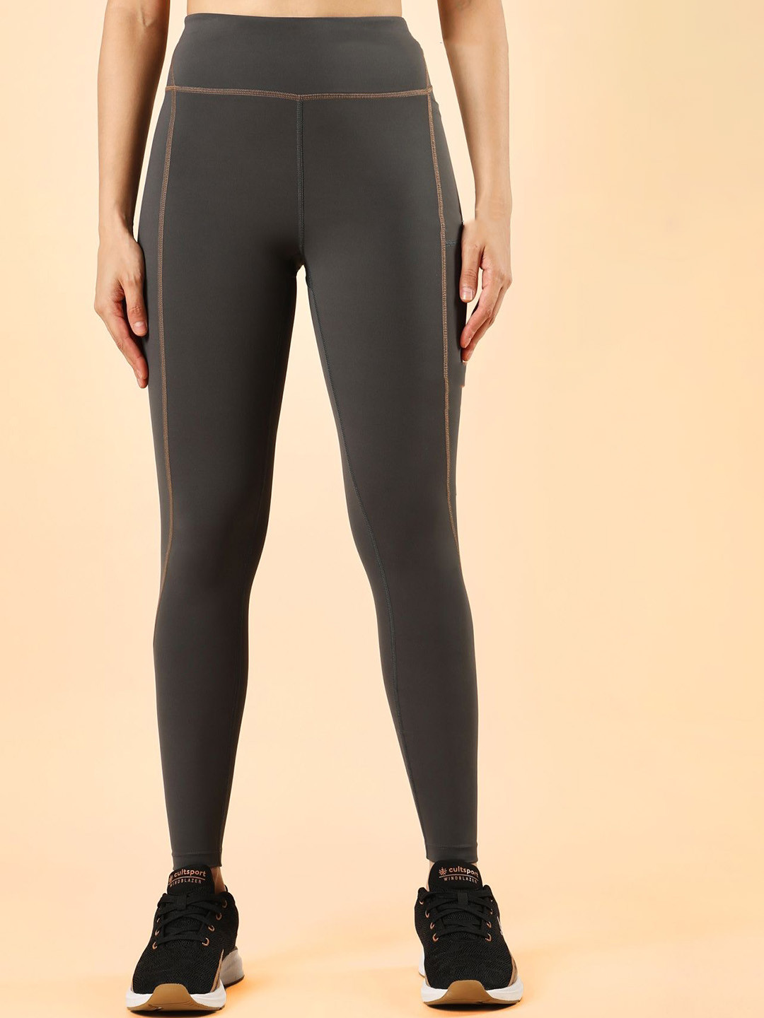 CULT Women Drak Grey Training Elevate Sculpt COMFlex Tights