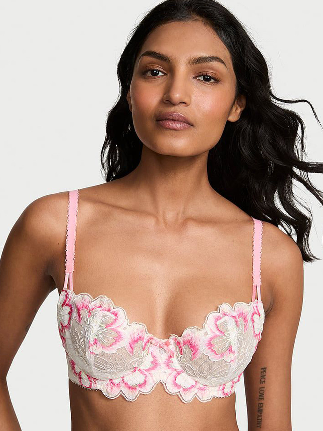 Victoria's Secret Floral Embroidery Medium Coverage Underwired Balconette Embellished Bra